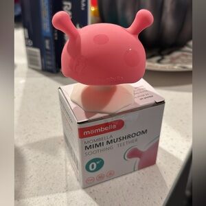 Mombella ‘Mimi Mushroom’ soothing teether
